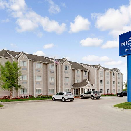 Microtel Inn & Suites By Wyndham Bellevue Exterior foto