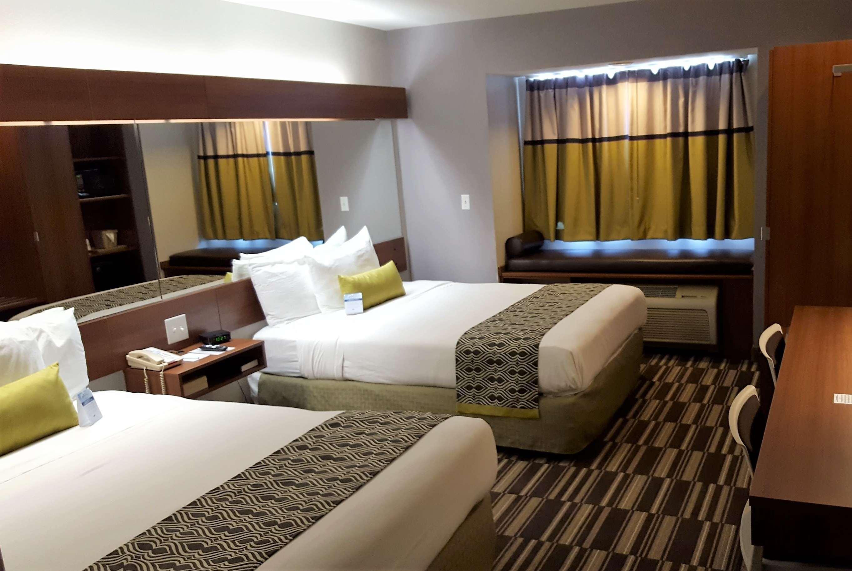 Microtel Inn & Suites By Wyndham Bellevue Exterior foto