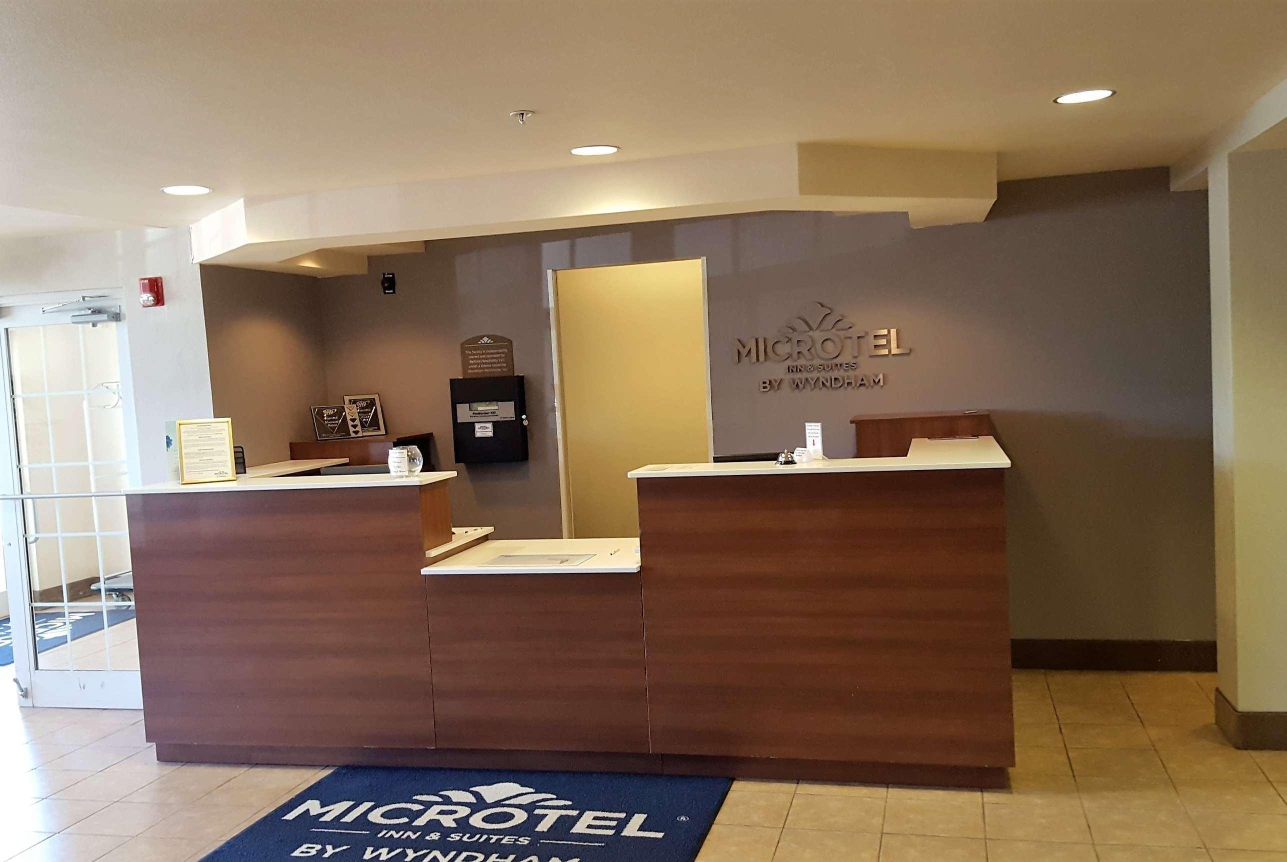 Microtel Inn & Suites By Wyndham Bellevue Exterior foto