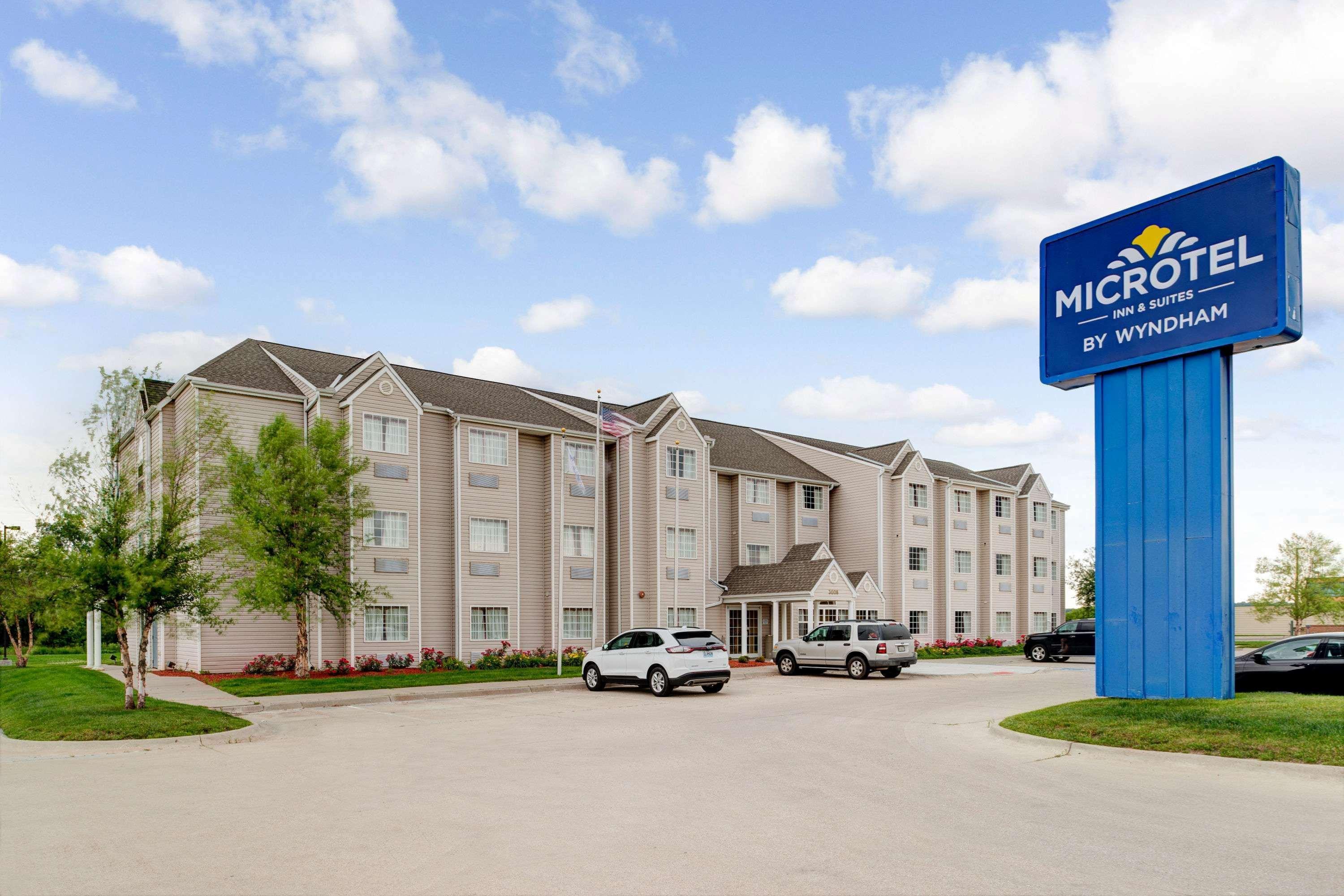 Microtel Inn & Suites By Wyndham Bellevue Exterior foto