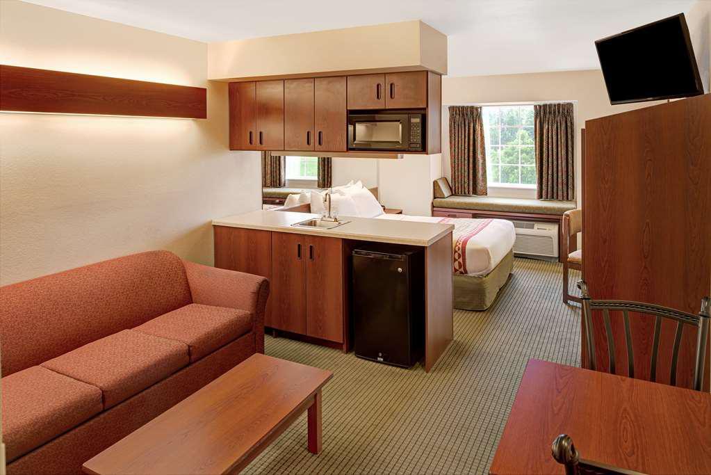 Microtel Inn & Suites By Wyndham Bellevue Exterior foto