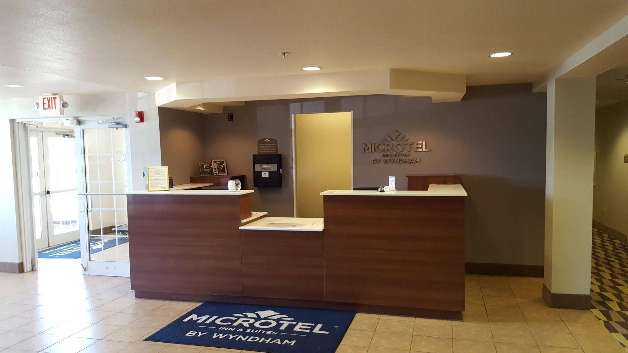 Microtel Inn & Suites By Wyndham Bellevue Exterior foto